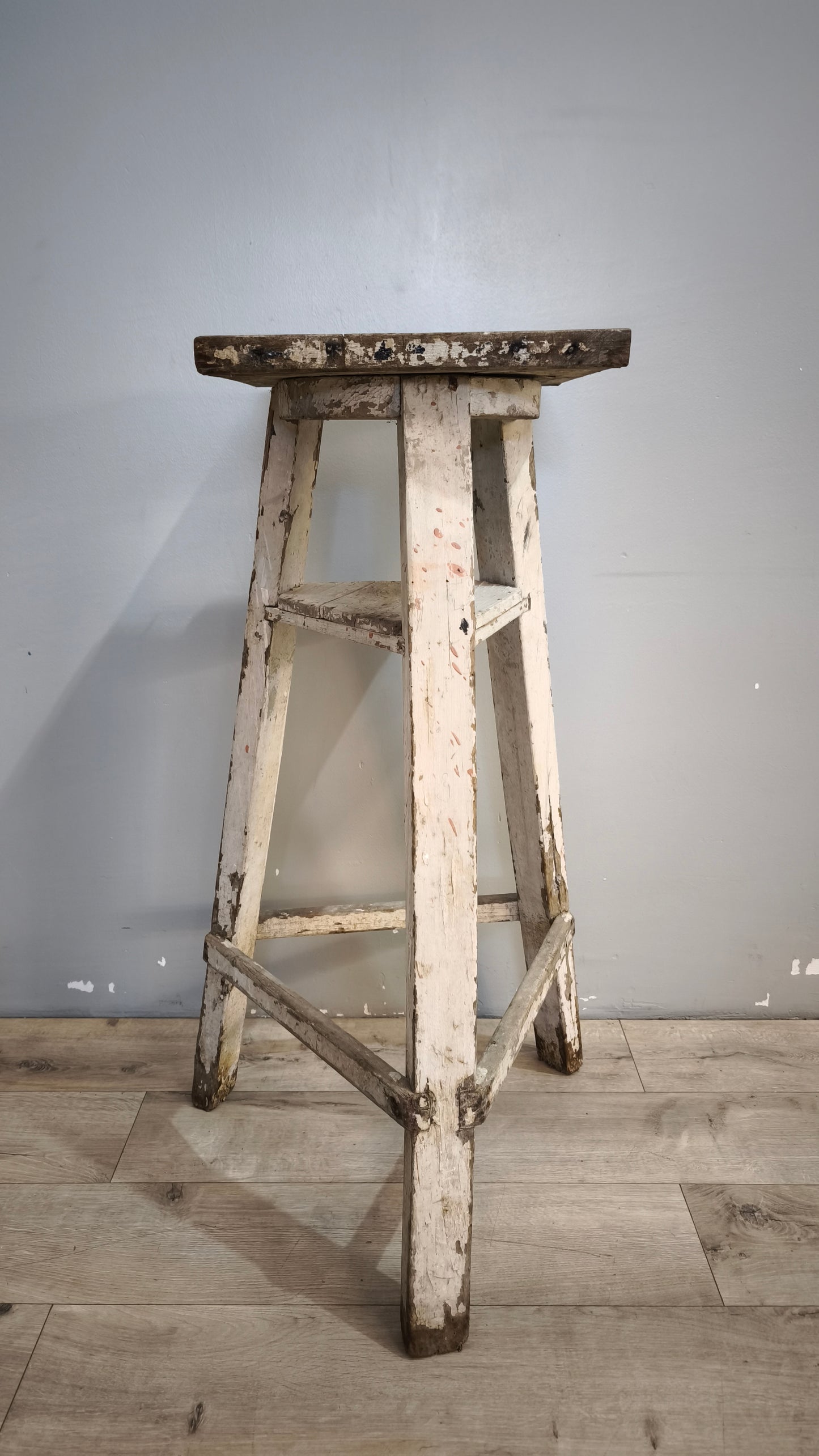 91841 Tornio da scultore anni '50 in legno dipinto bianco