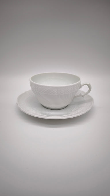 917156 Tazza da tè con piattino Antico Doccia in porcellana bianca