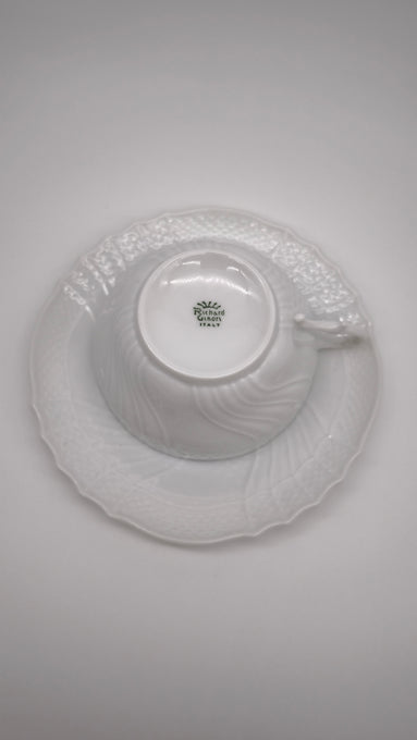 917156 Tazza da tè con piattino Antico Doccia in porcellana bianca