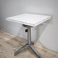 91809 Tavolino con base in ferro e piano in formica regolabile