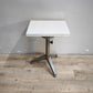 91809 Tavolino con base in ferro e piano in formica regolabile