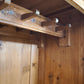 218 Armadio due ante in legno con cassetto inferiore