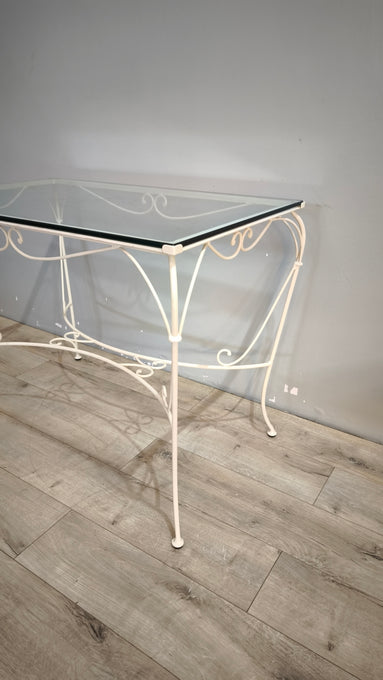 91839 Tavolo da esterno con base in ferro bianco e piano in vetro