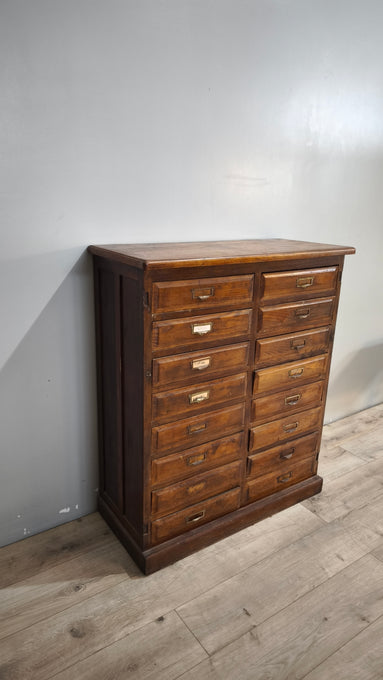 91854 Mobile archivio vintage in legno con 16 cassetti