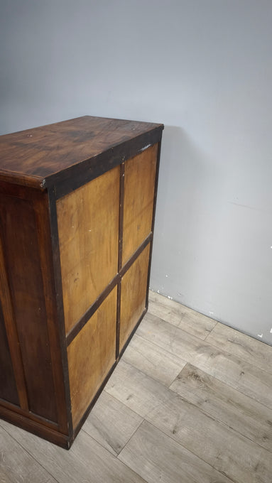 91854 Mobile archivio vintage in legno con 16 cassetti