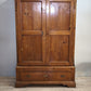 91876 Armadio due ante in legno con cassetto inferiore