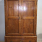 91876 Armadio due ante in legno con cassetto inferiore