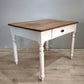 91943 Tavolo con base bianca e piano color legno