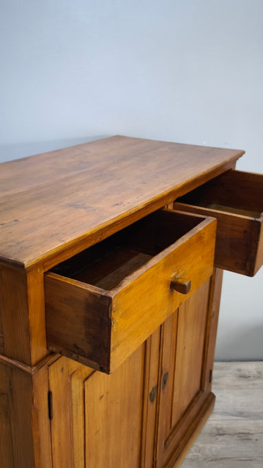 91941 Credenza in legno due cassetti e due sportelli