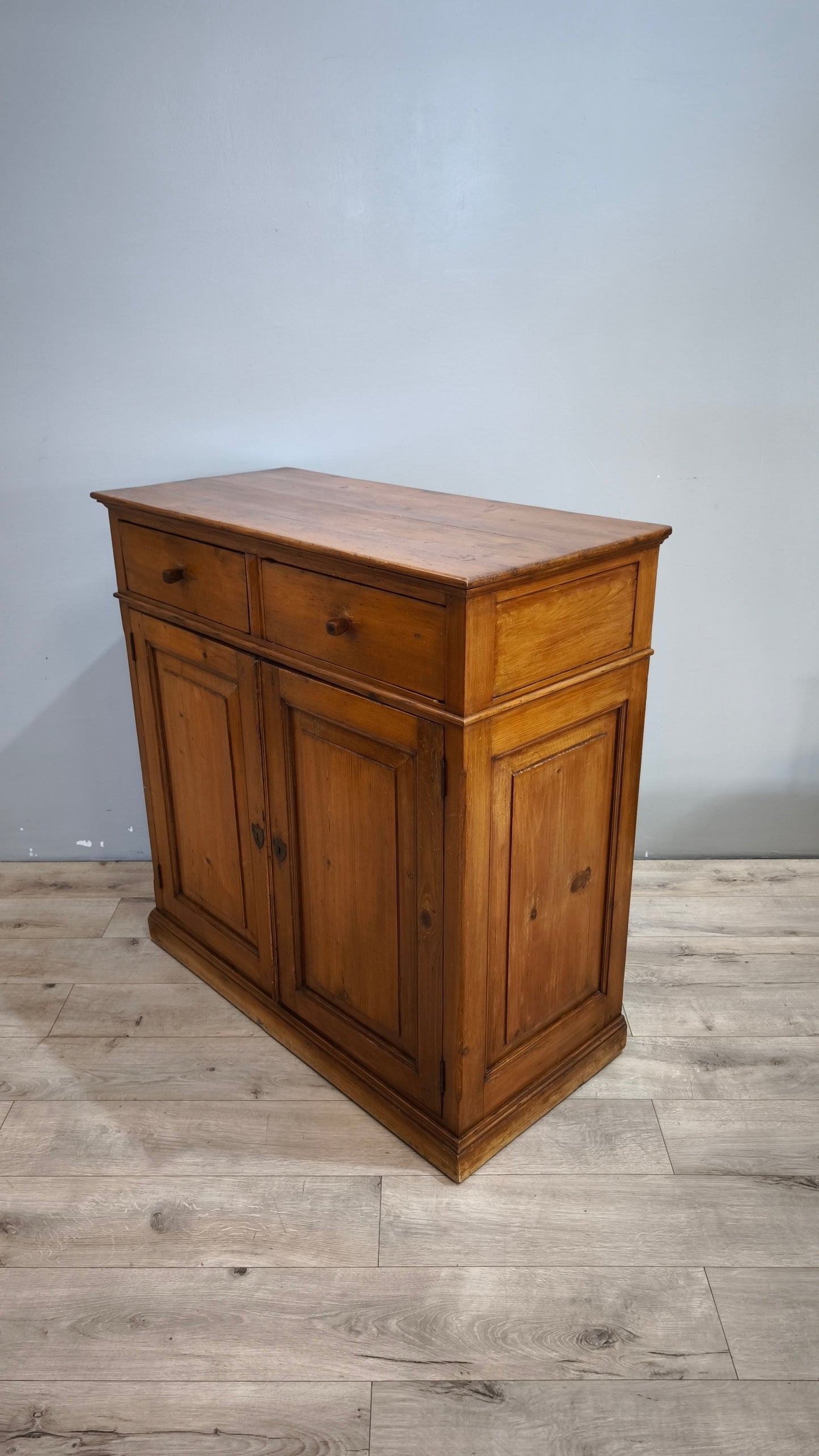 91941 Credenza in legno due cassetti e due sportelli
