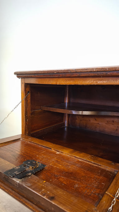91944 Cassapanca in legno massello con sportelli a ribalta