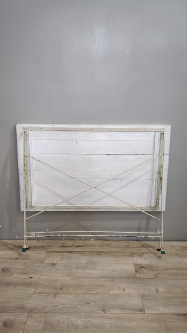 91963 Tavolo pieghevole bianco da esterno in ferro e legno
