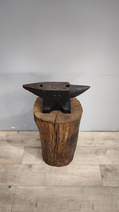 91973 Incudine 30 kili su ceppo in legno