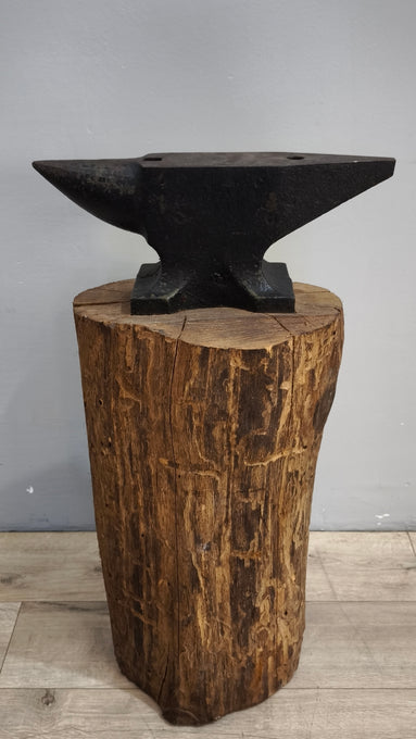 91973 Incudine 30 kili su ceppo in legno