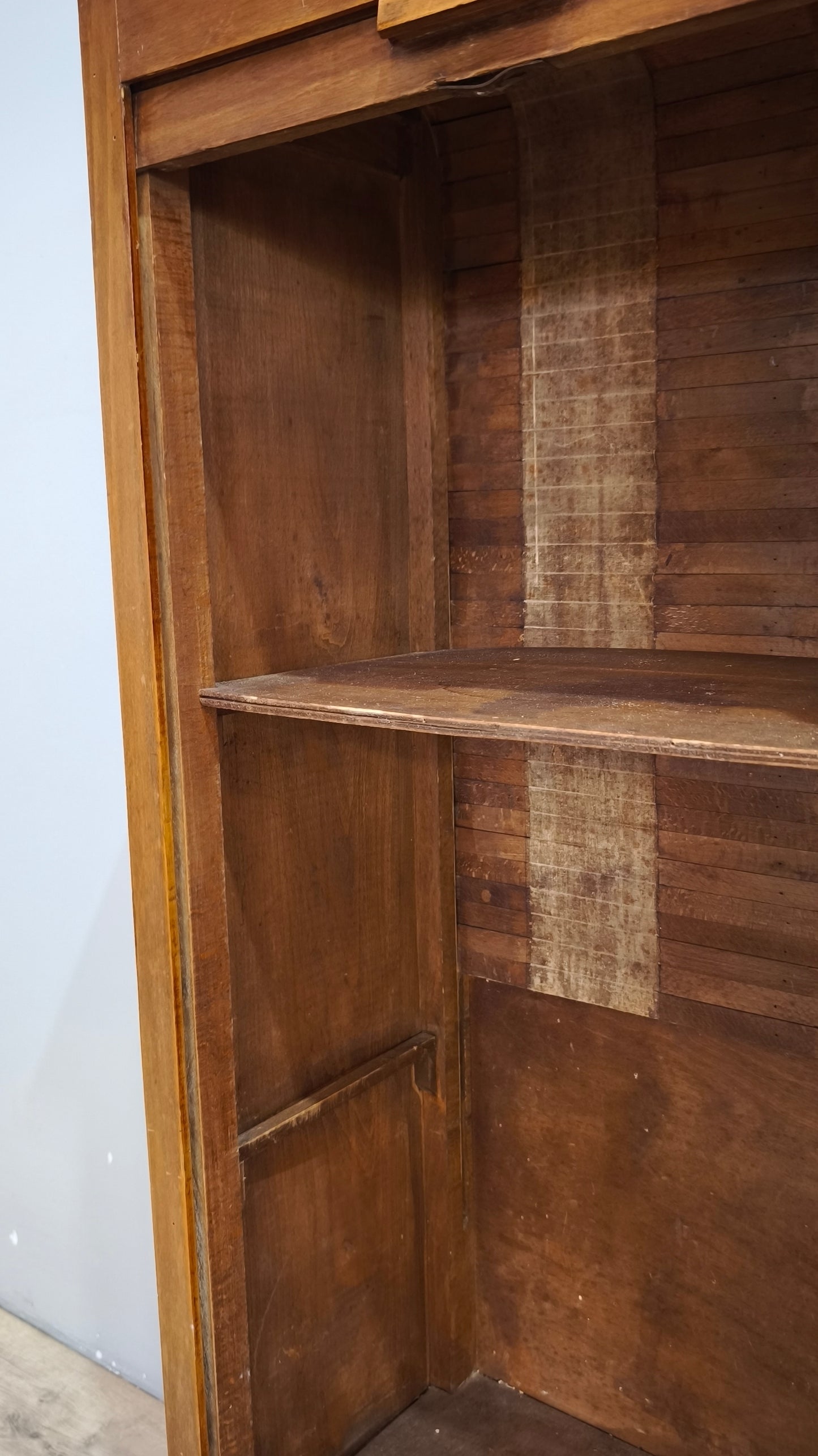 91960 Mobile a serrandina in legno