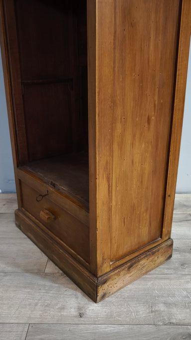 91960 Mobile a serrandina in legno