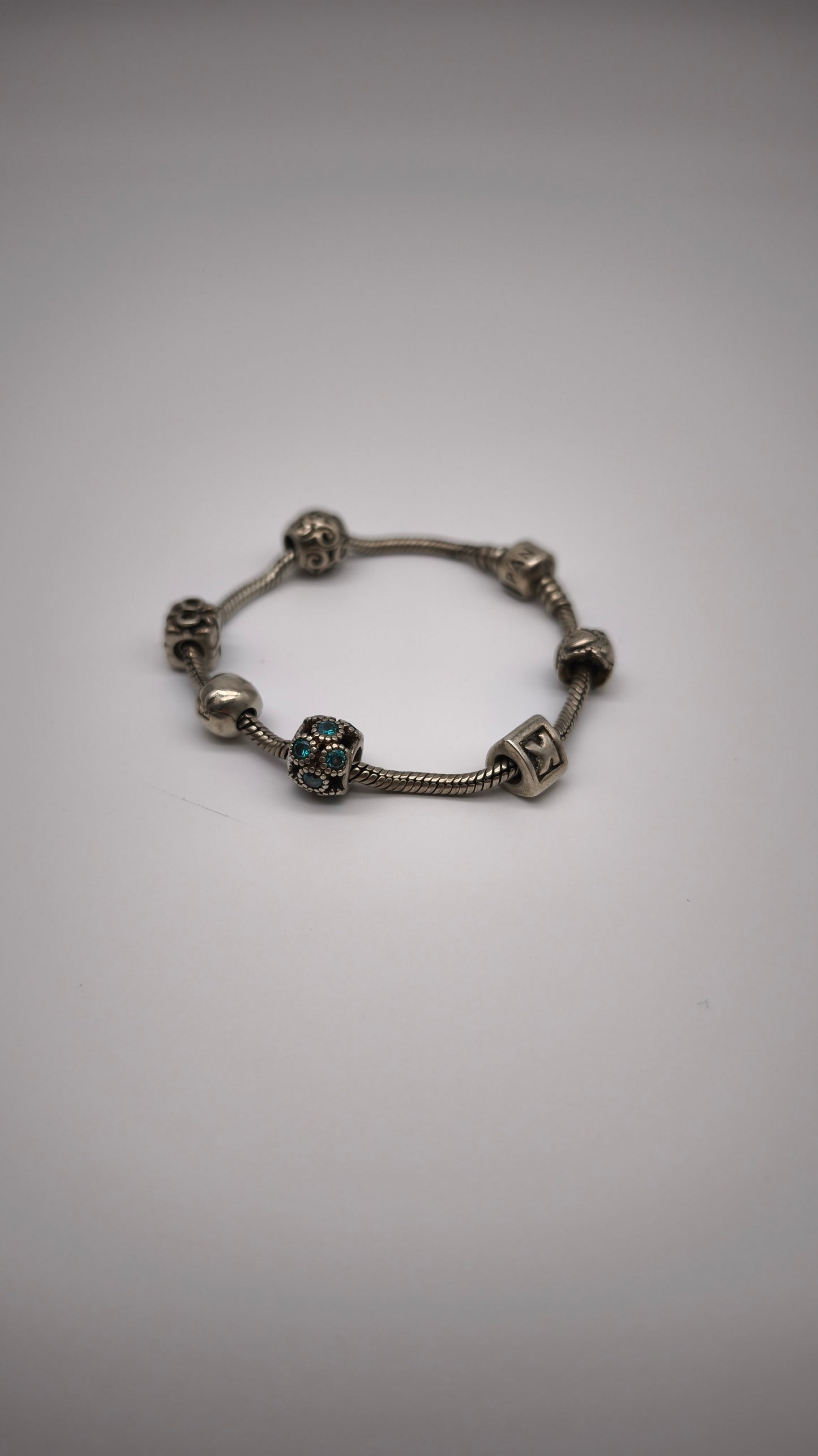 91900 Bracciale Pandora con 4 charm