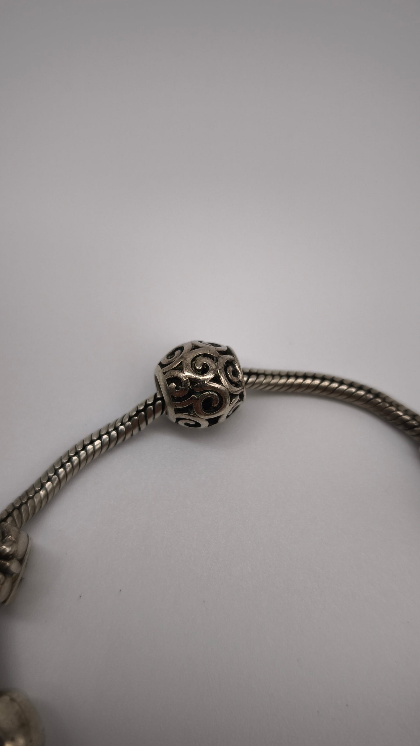 91900 Bracciale Pandora con 4 charm
