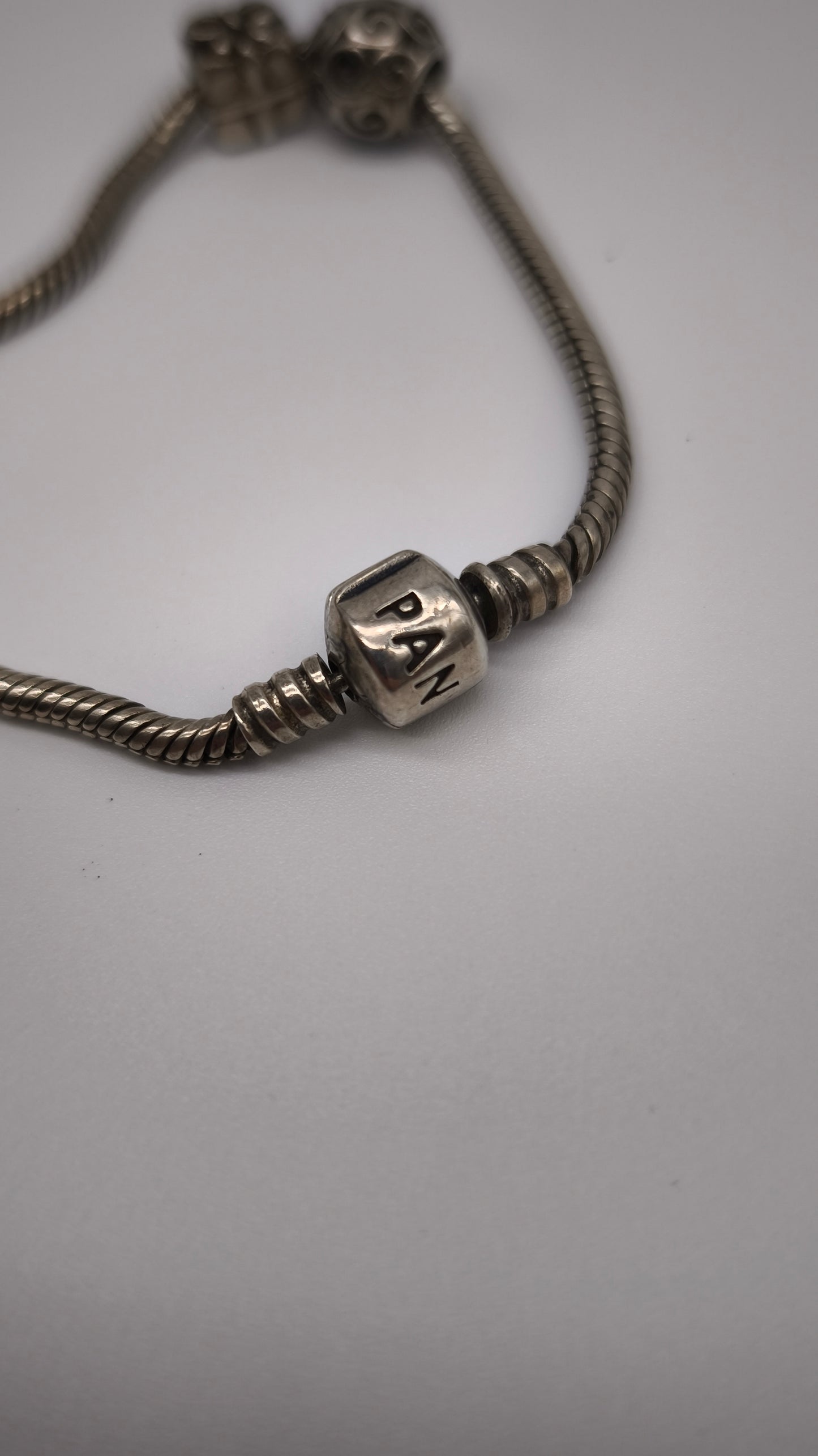 91900 Bracciale Pandora con 4 charm