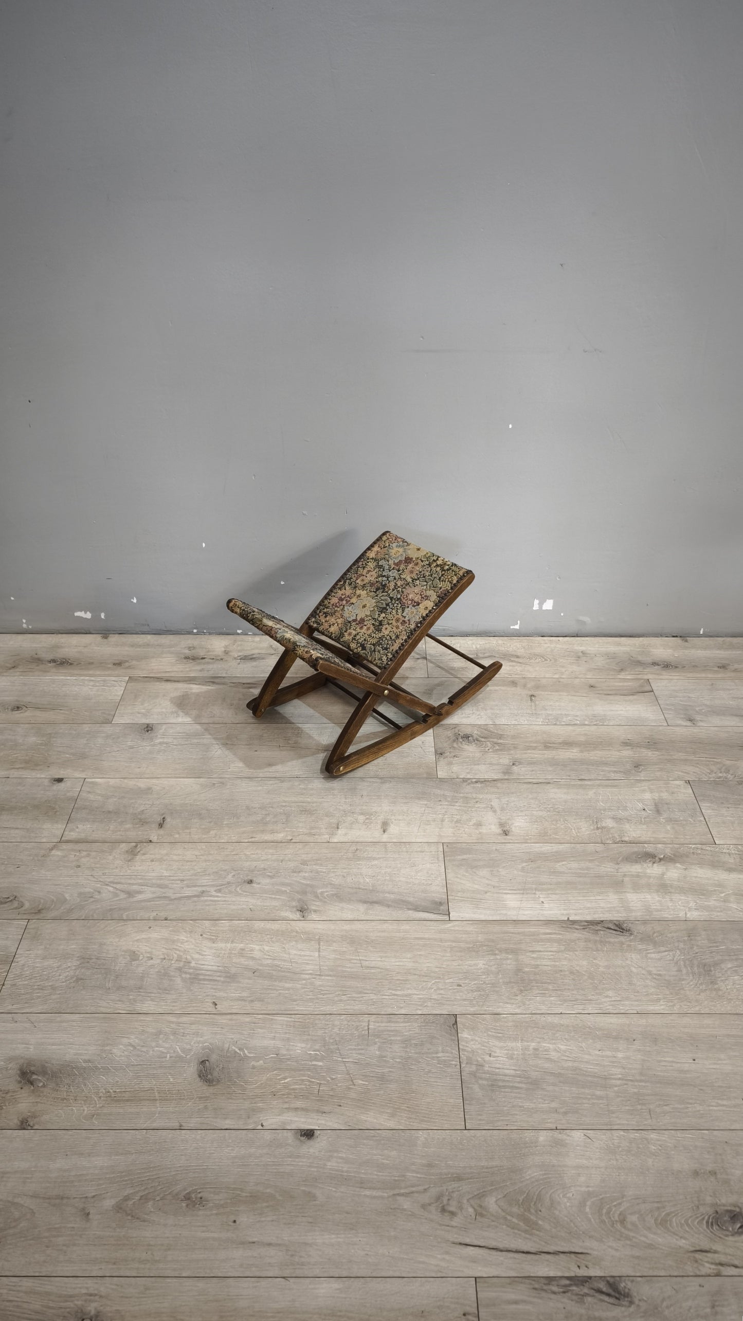 92000 Poggiapiedi in legno con tessuto a fiori