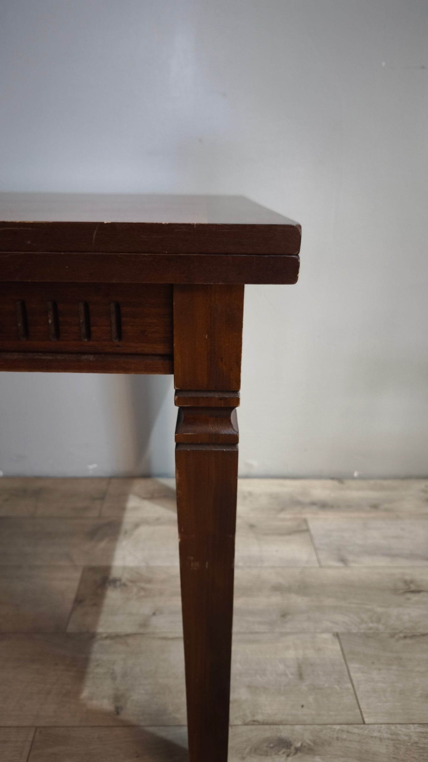 91997 Tavolo allungabile in legno con ali