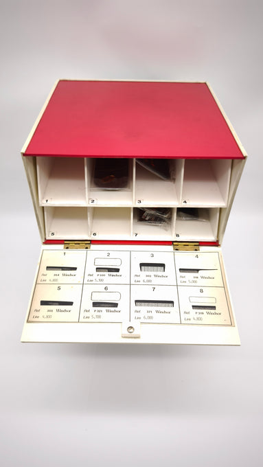 70545 Espositore vintage per pettini Windsor