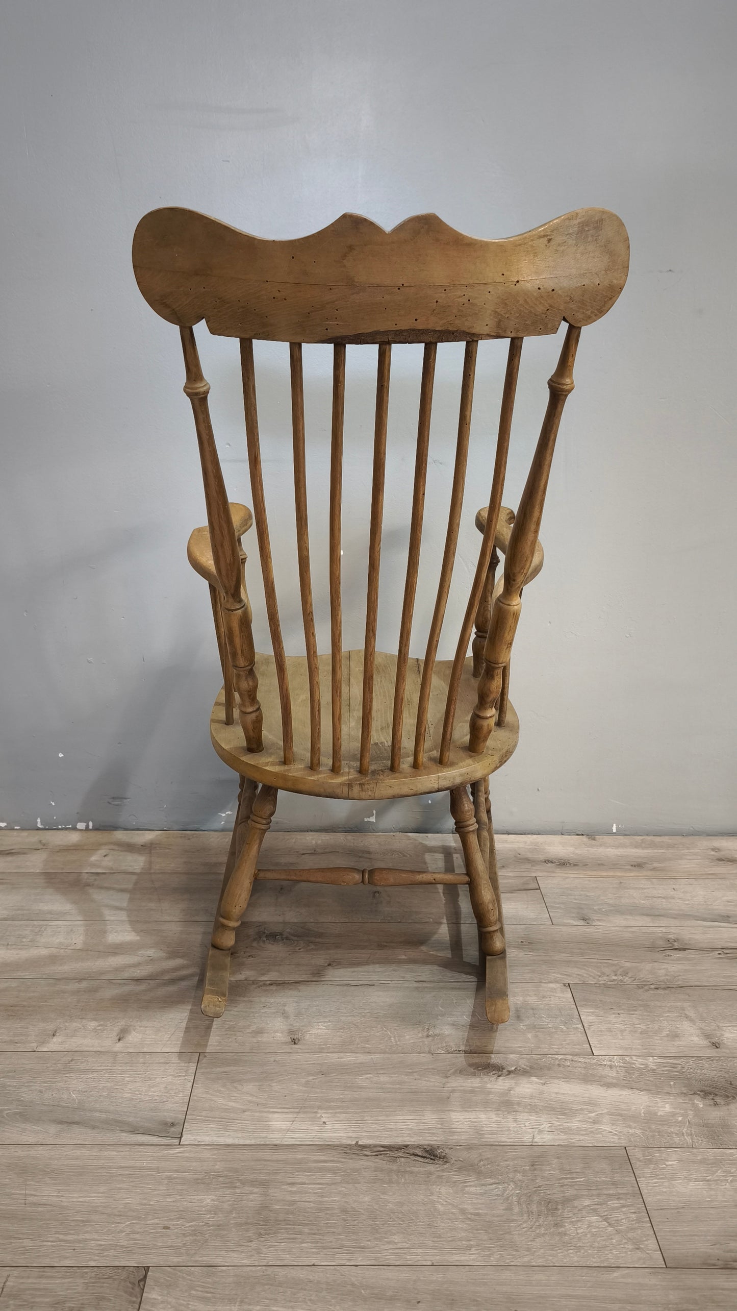 92054 Sedia a dondolo in stile country