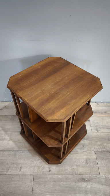 92056 Libreria inglese in legno con ruote