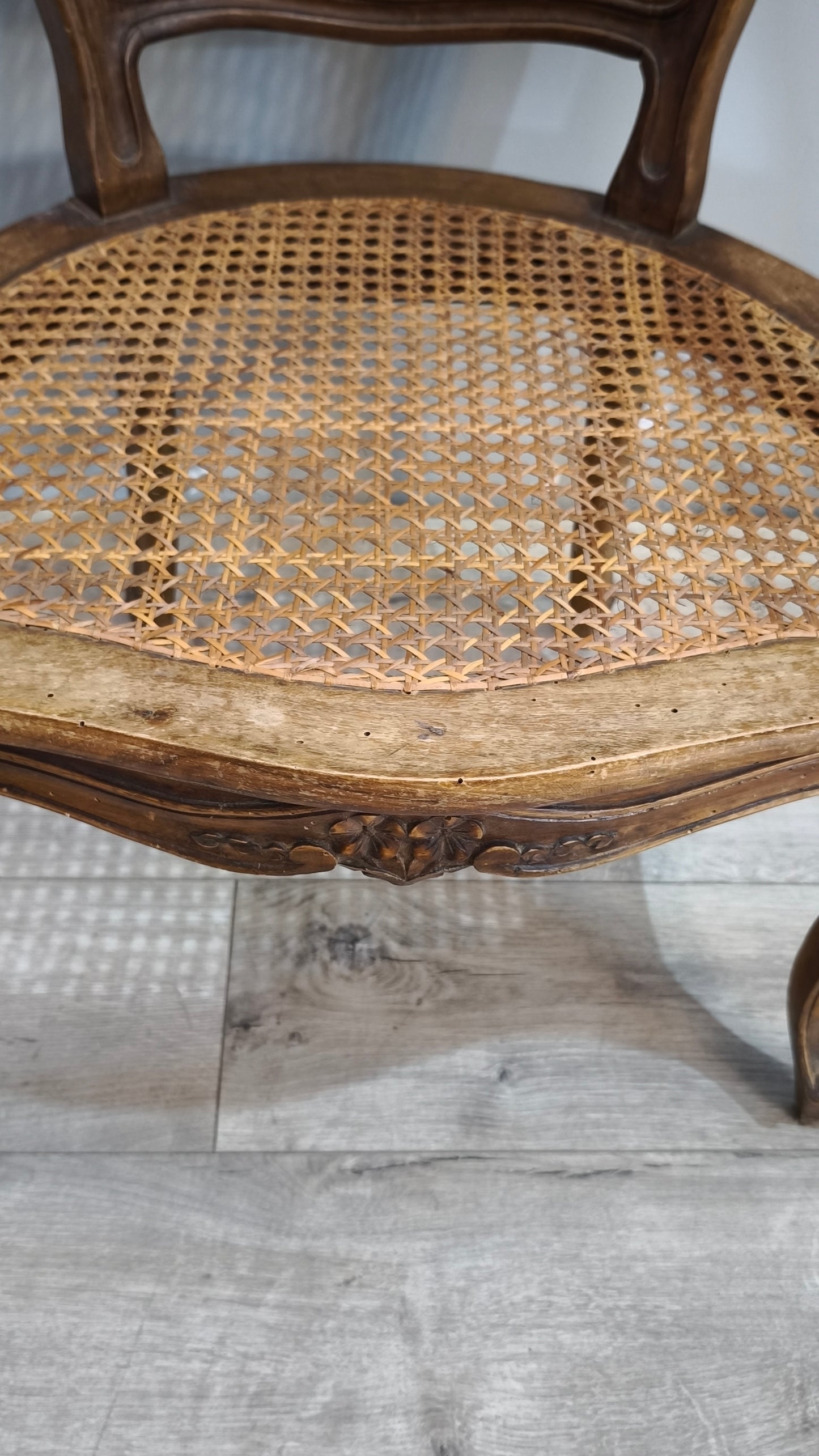 92055 Poltroncina in legno e paglia di Vienna