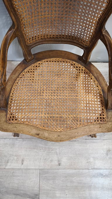 92055 Poltroncina in legno e paglia di Vienna