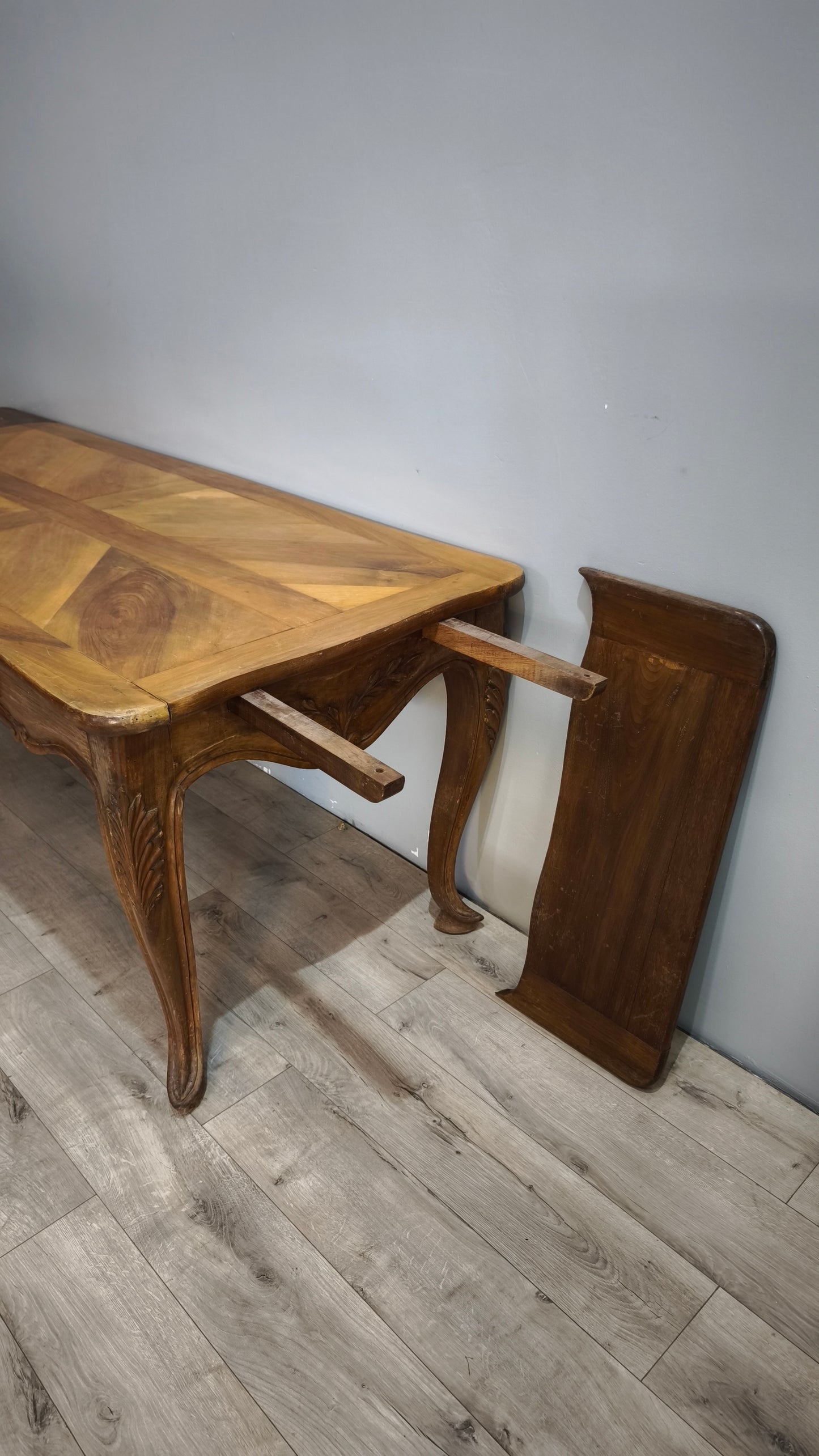 92026 Tavolo allungabile stile provenzale  in legno massello