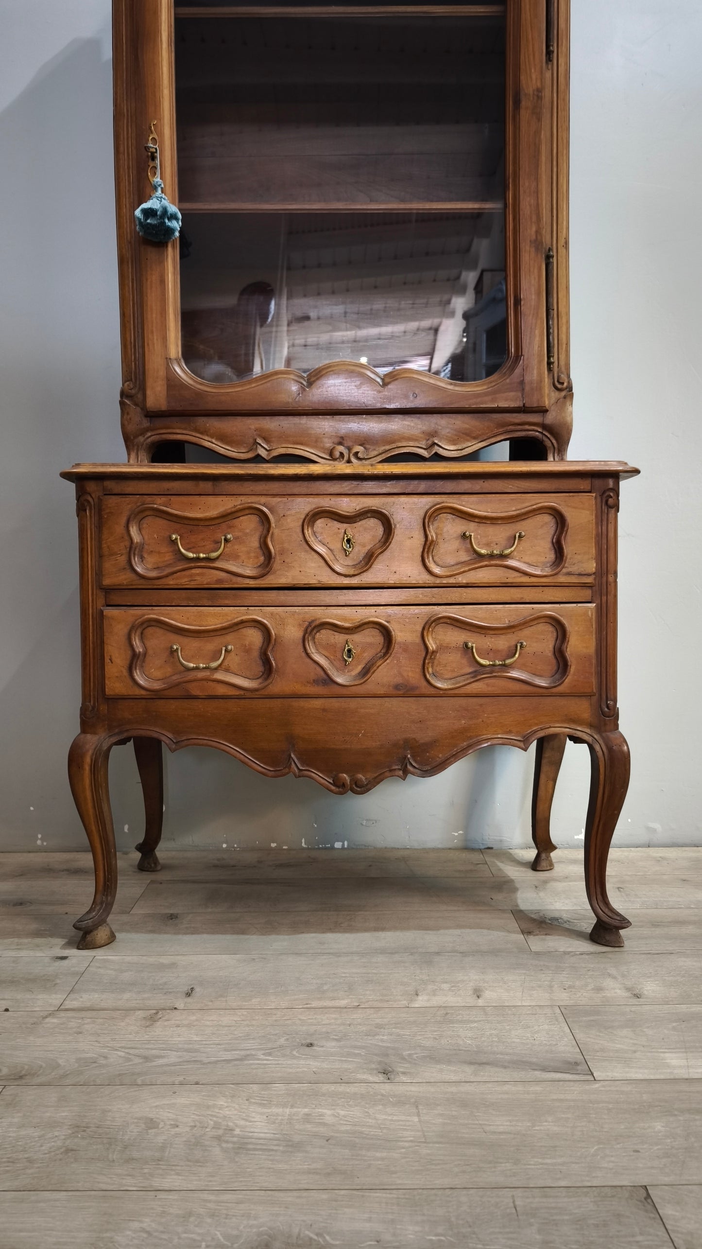 92029 Vetrina in legno stile provenzale