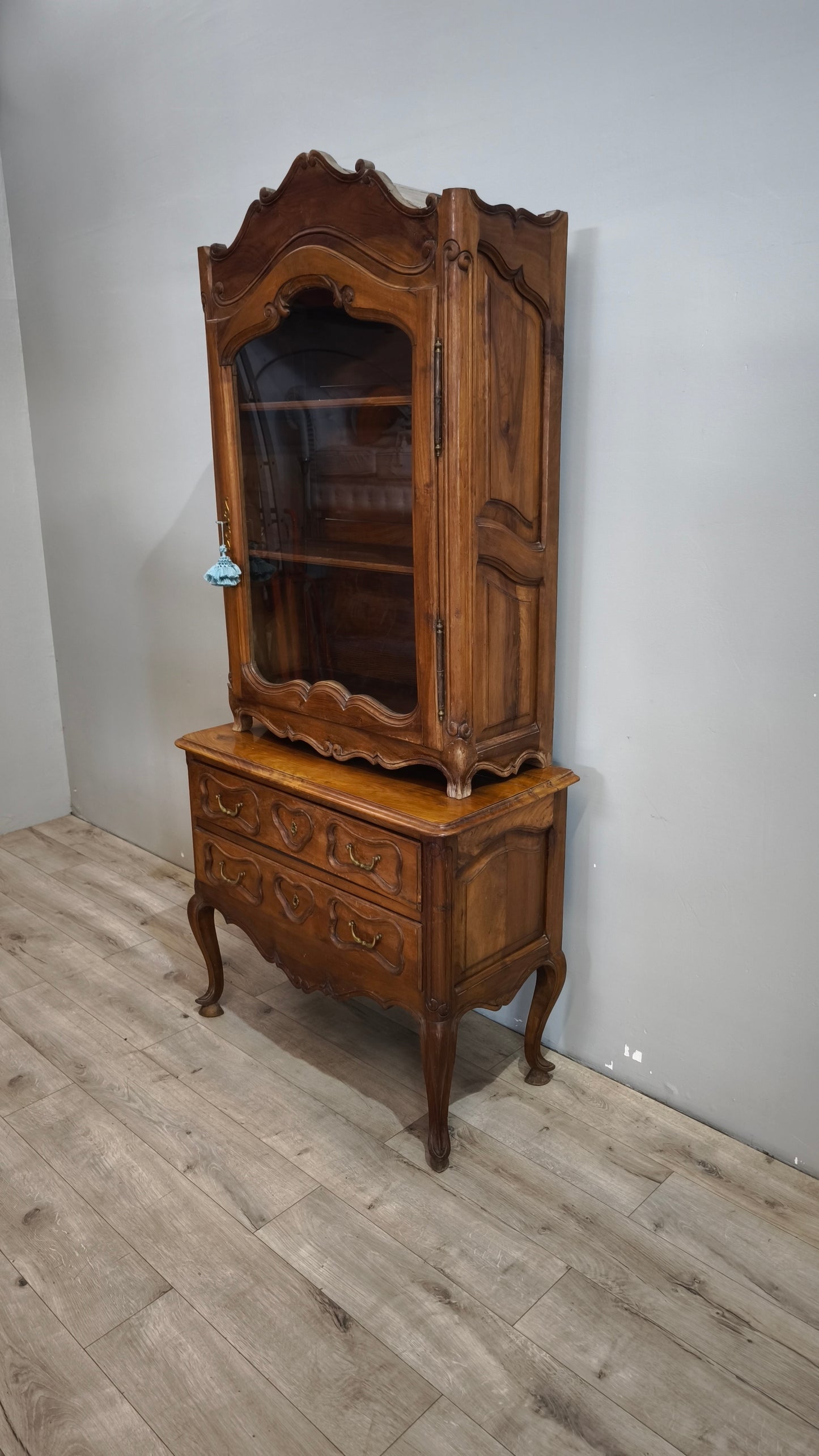 92029 Vetrina in legno stile provenzale