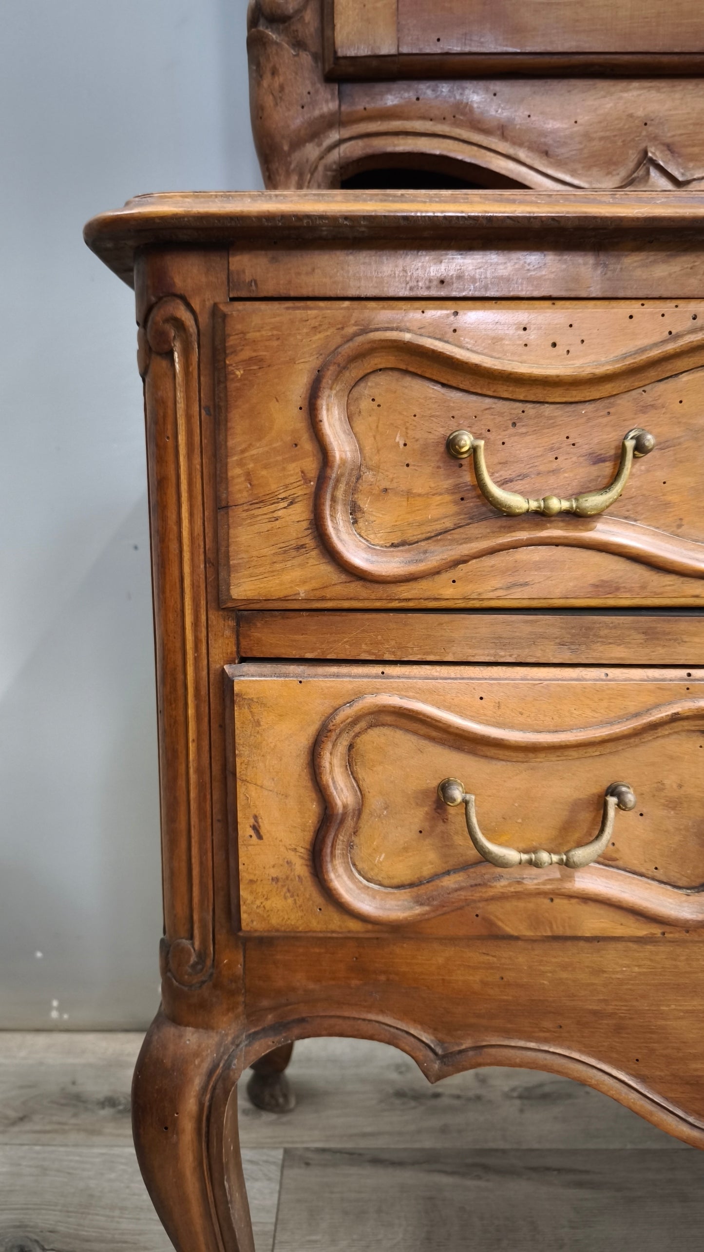 92029 Vetrina in legno stile provenzale