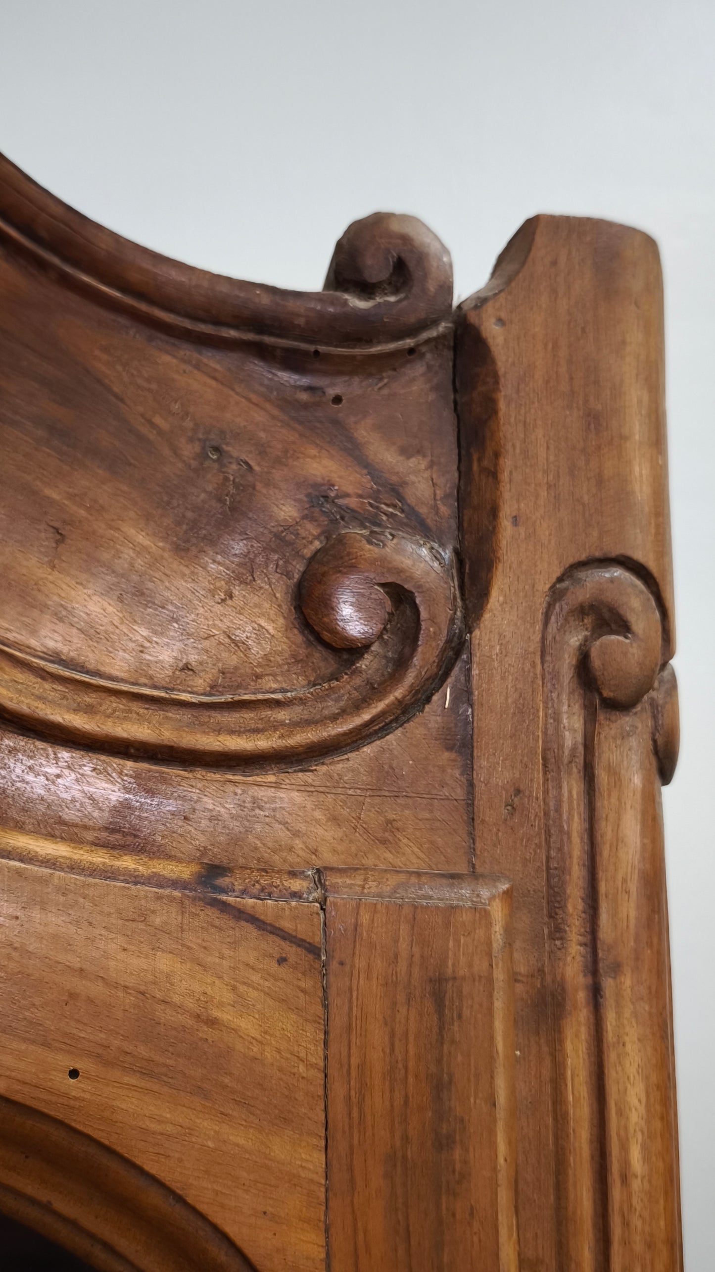 92029 Vetrina in legno stile provenzale