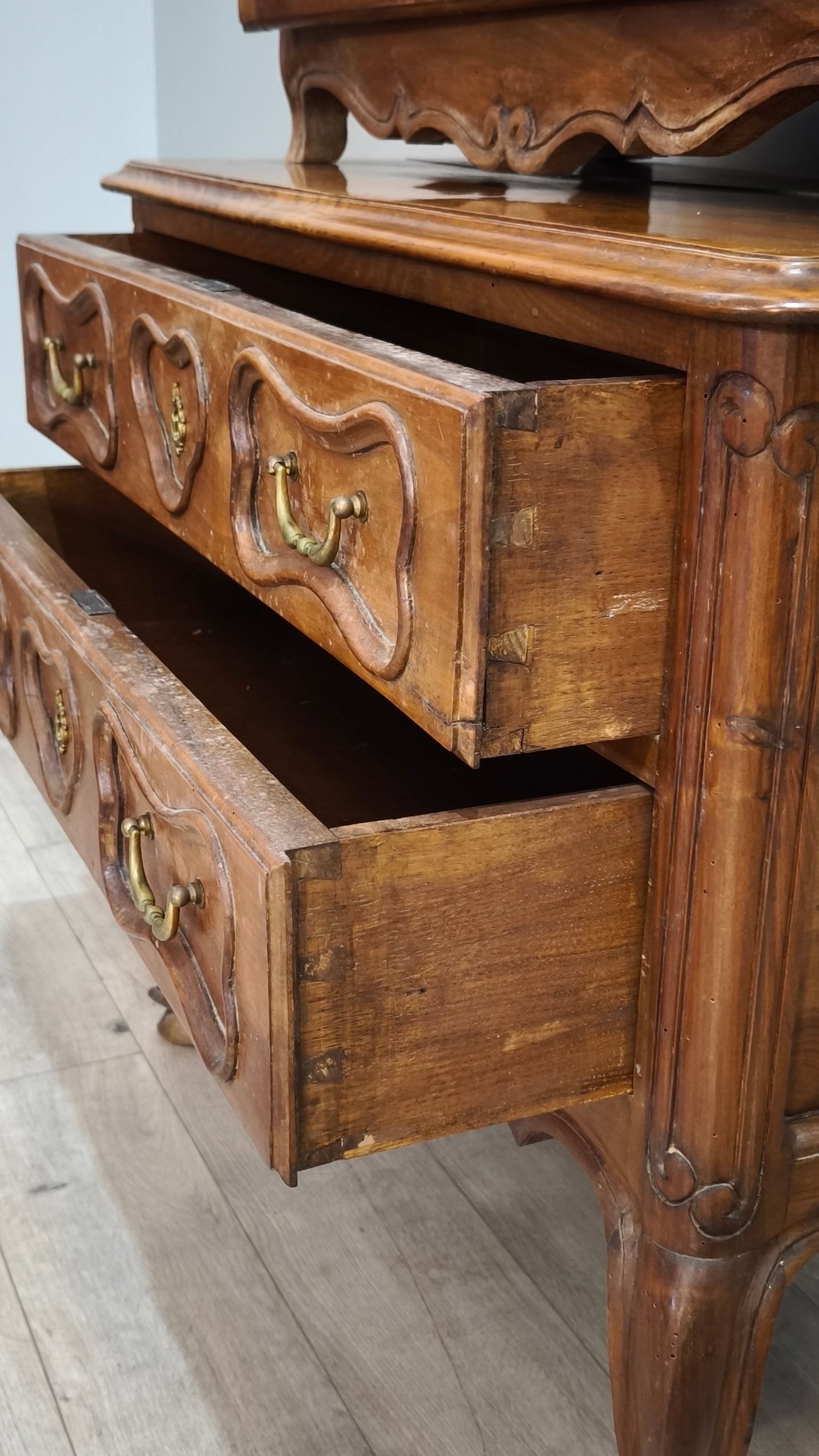 92029 Vetrina in legno stile provenzale