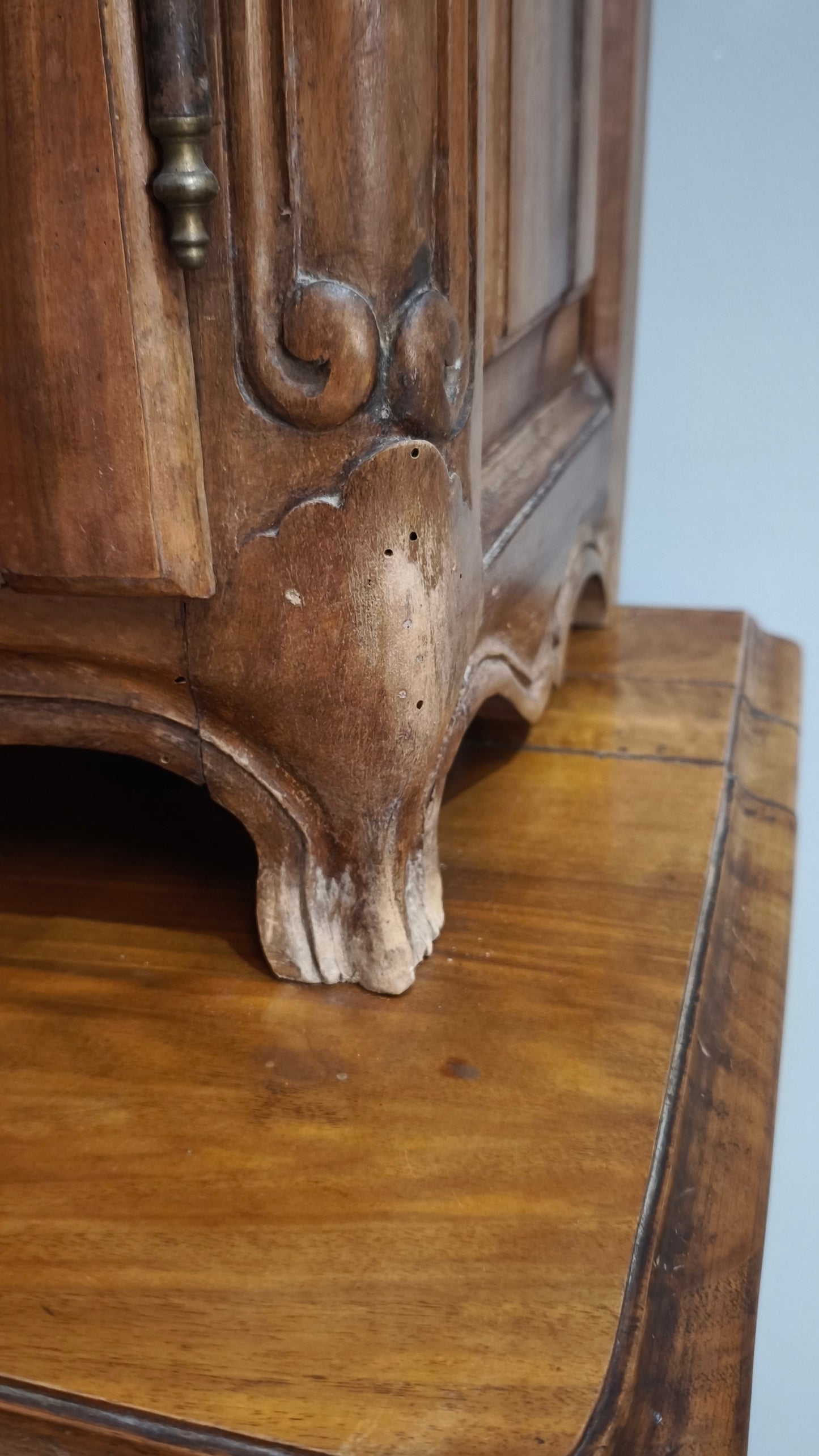 92029 Vetrina in legno stile provenzale