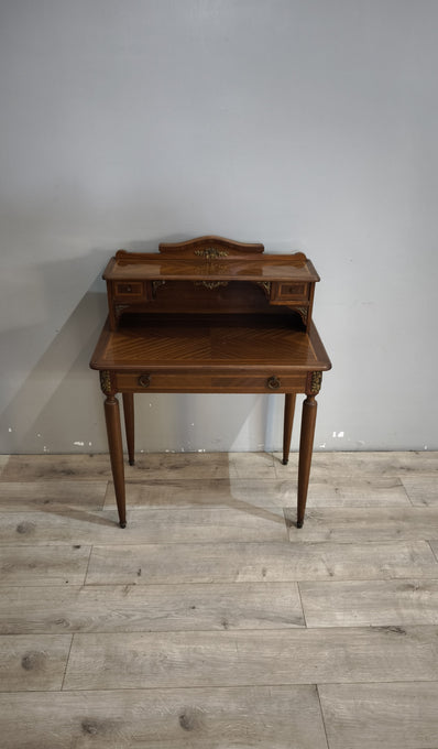 92018 Scrittoio filettato in legno