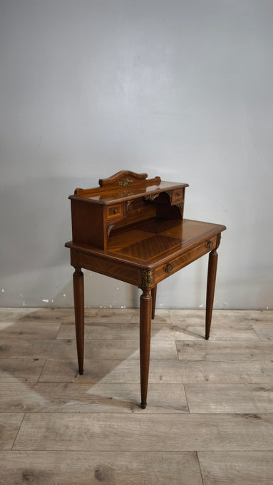 92018 Scrittoio filettato in legno