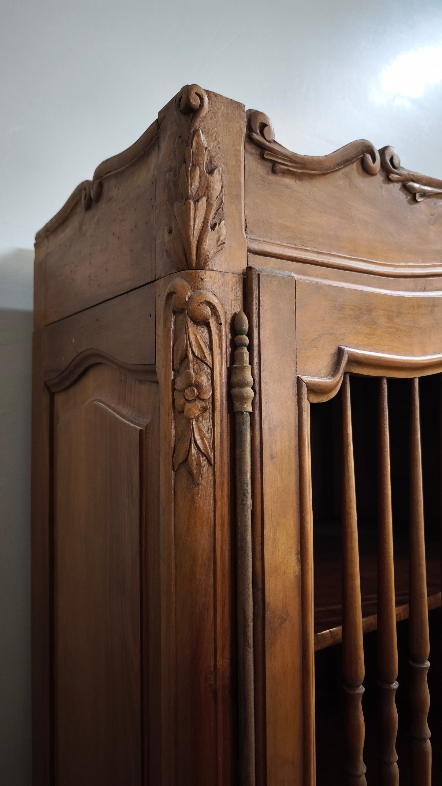92041 Credenza in legno tre ante con cassetti centrali