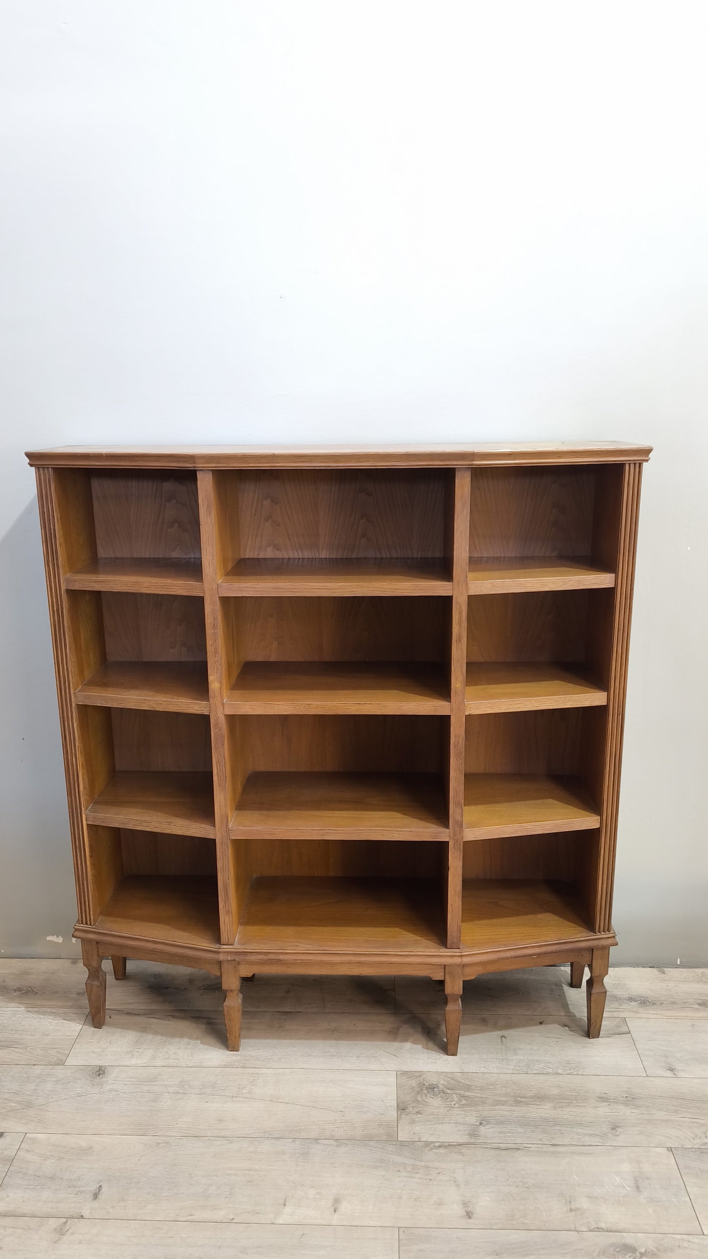 92077 Libreria bassa a cubi tre ripiani