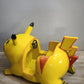 Pikachu in vetro resina (componente di una giostra a gettoni)