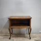 92048 Mobiletto da ingresso in legno con gambe a sciabola