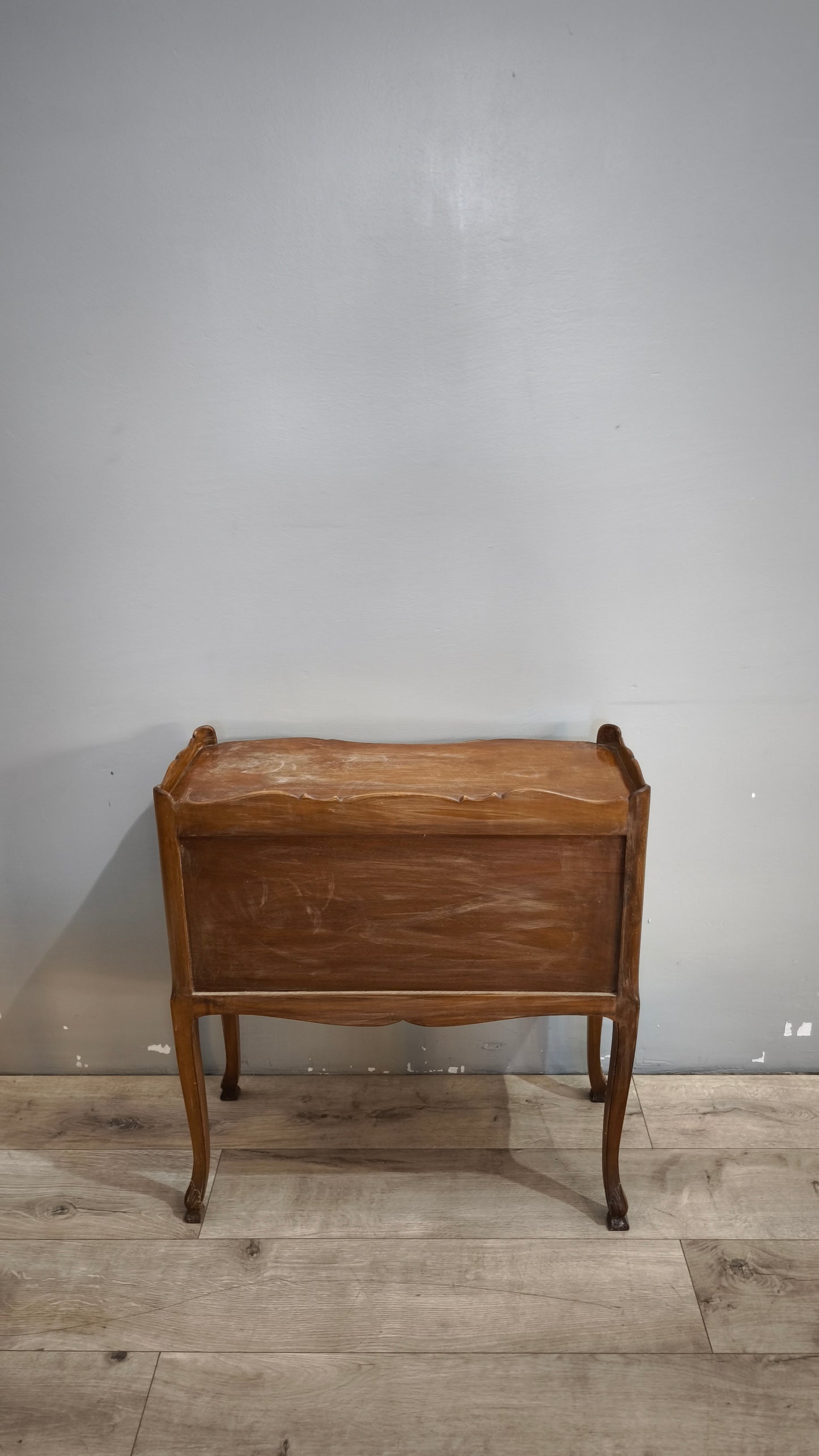 92046 Mobiletto da ingresso in legno con tre cassetti centrali