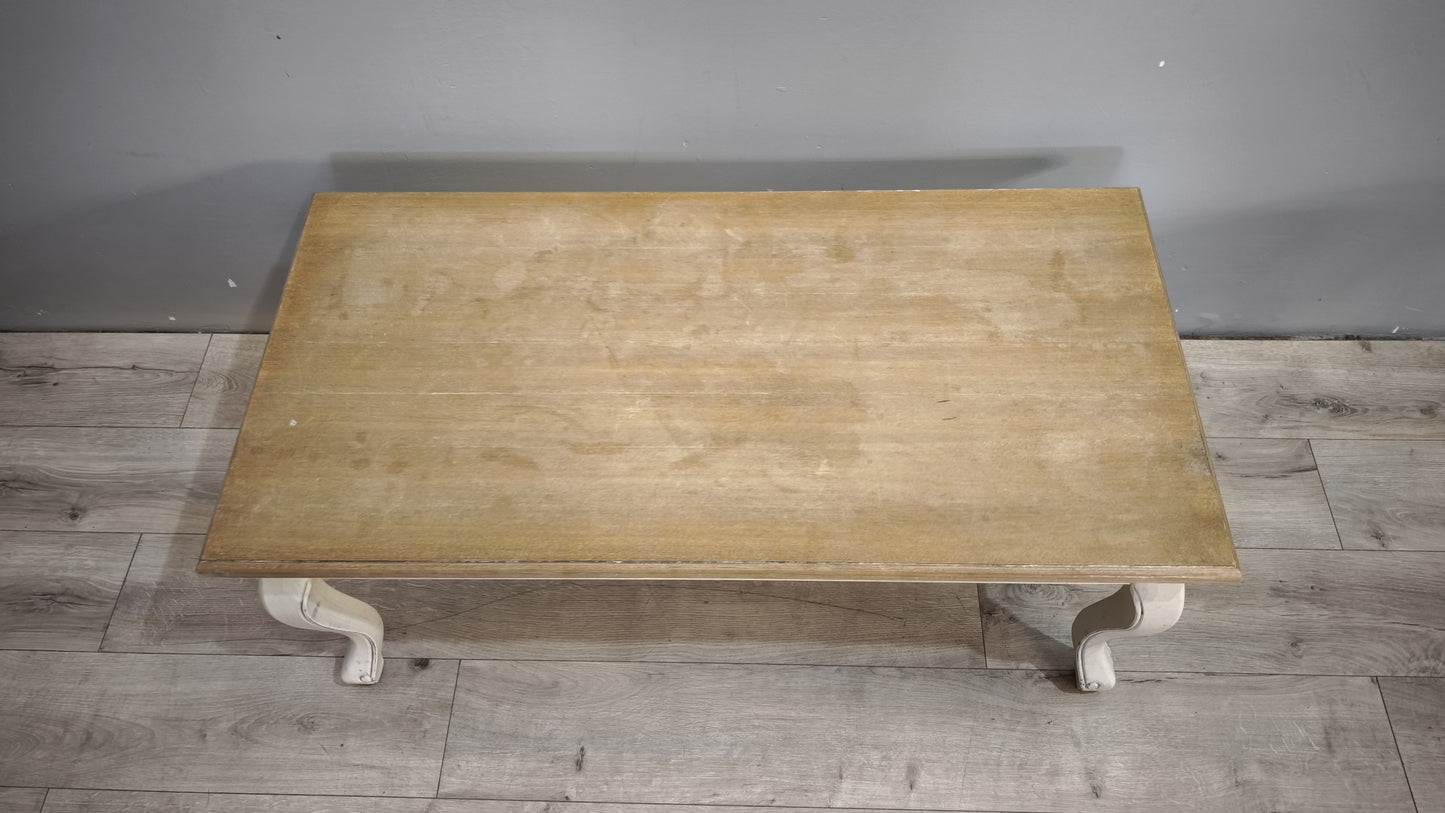 92084 Tavolo da salotto con base bianca