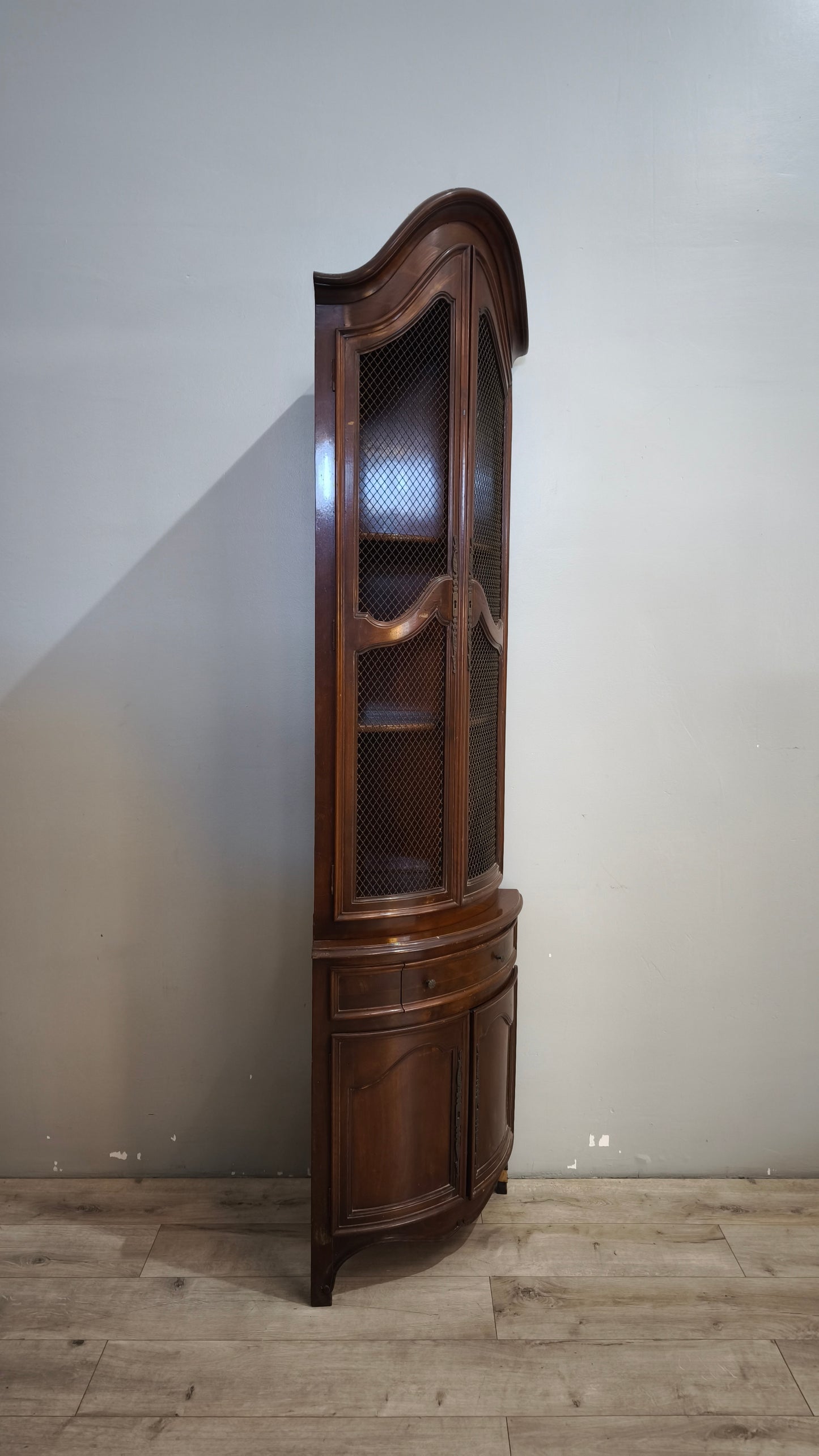 92043 Angoliera in legno due sportelli e due cassetti