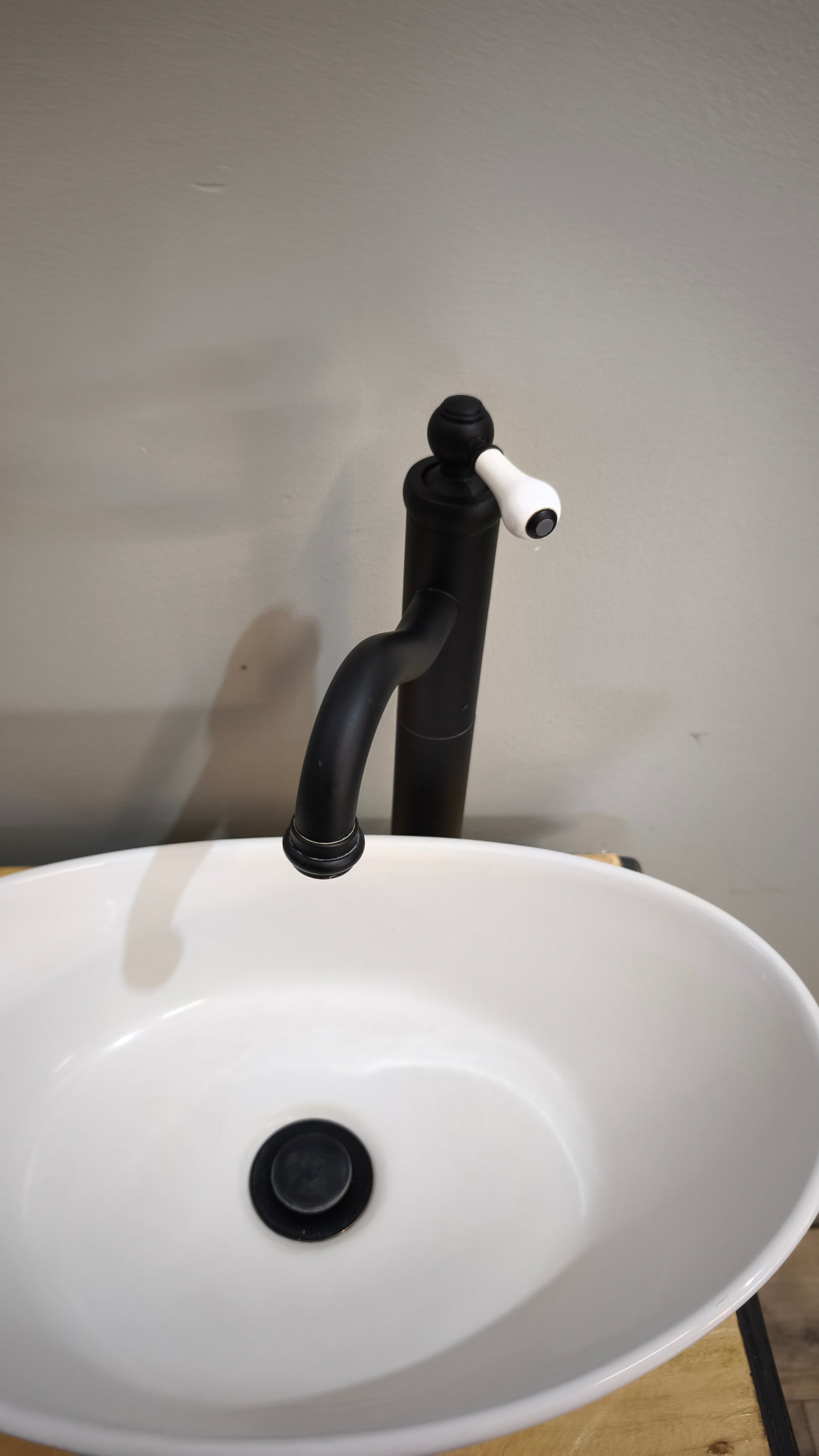 92152 Mobile bagno rustico con sportelli scorrevoli