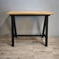 92154 Tavolo alto in legno con base nera