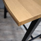 92154 Tavolo alto in legno con base nera