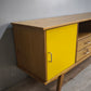 92070 Sideboard Maison du monde con tre sportelli colorati
